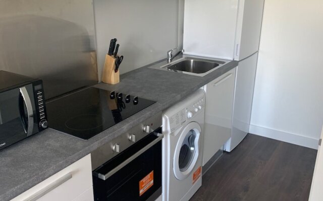 Top Floor - Serviced Apartments