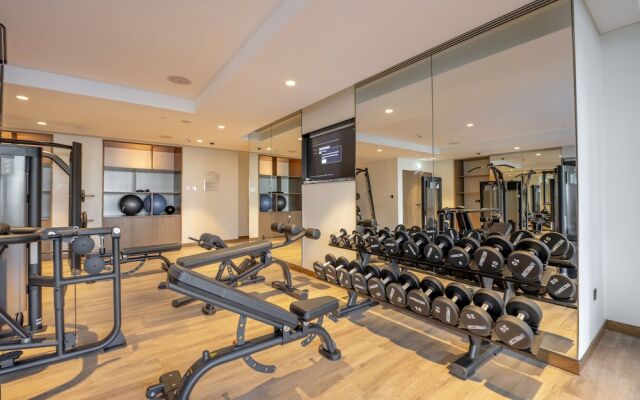 Act One Tower 2BR Luxury Apartment