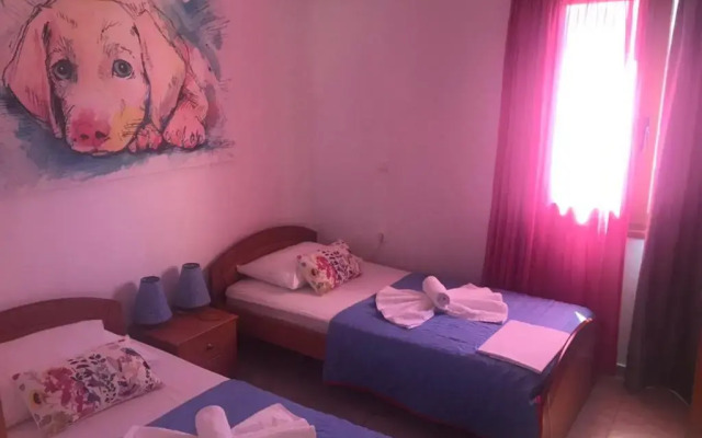 Vrisi Apartments & Villa