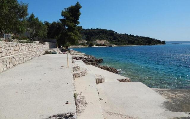 Apartments Lovrić - 30 meters to the beach