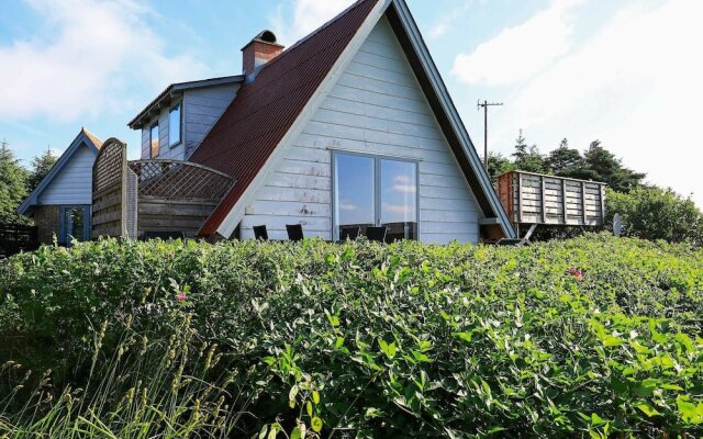 Lovely Holiday Home in Lemvig with Hot Tub