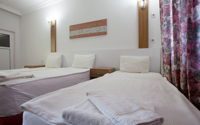 Nergos Side Hotel