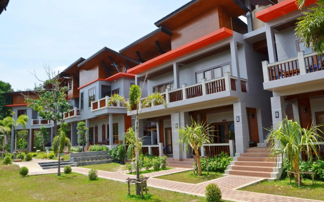 Lanta Intanin Resort
