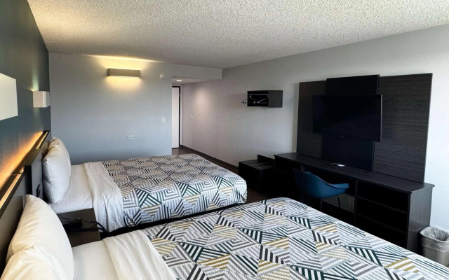 Motel 6 Carson, CA