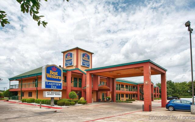 Quality Inn & Suites Garland - East Dallas