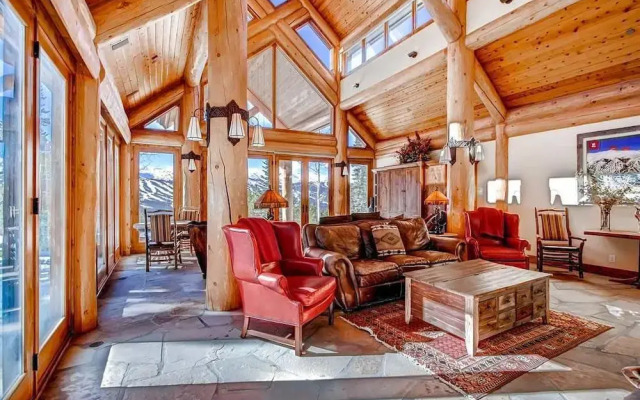 Rubywood - Private Home by RedAwning