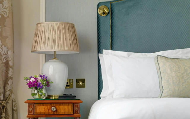 The Shelbourne, Autograph Collection