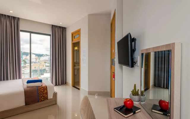 Nipola Hotel