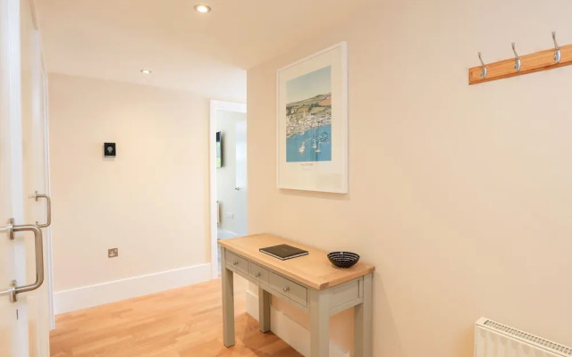 12 Combehaven