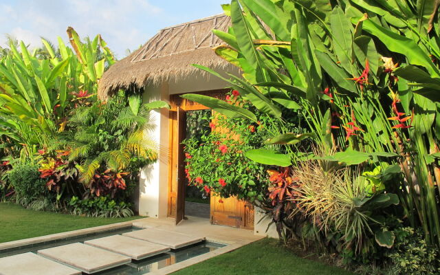 Nyaman Villas