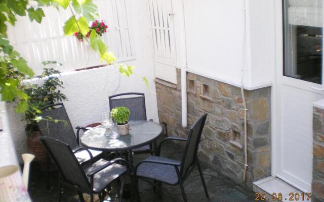 Aristi's House