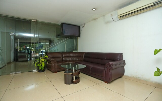 OYO 9219 Hotel Veenu International