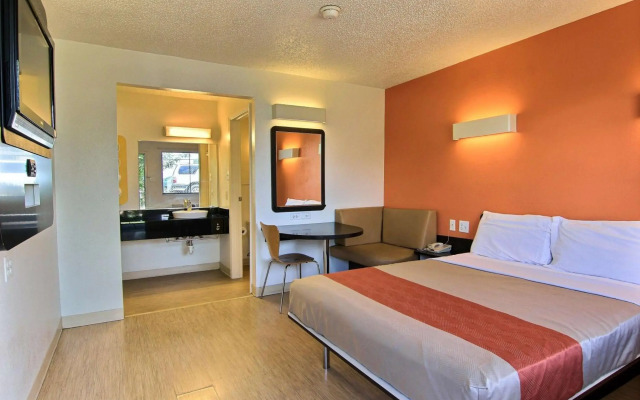 Motel 6 Austin, TX - North Central