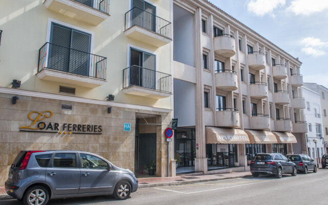 Apartamentos Loar Ferreries