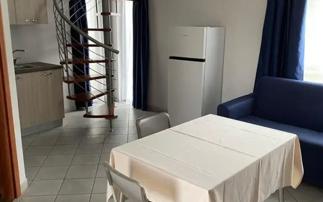 Room in Holiday House - Albavillage - Apartment for 2 People
