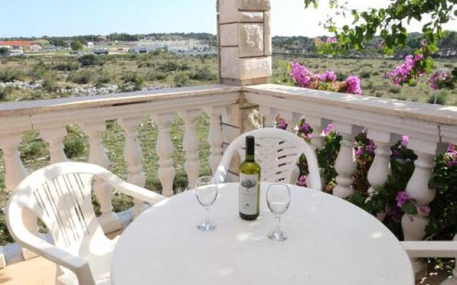Peris Resort