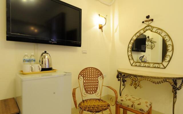 shih liang Xinying b&b