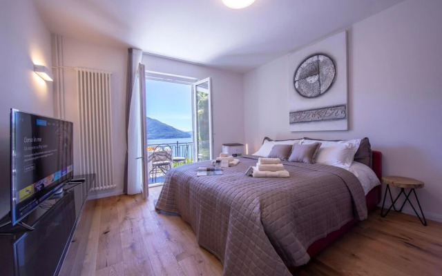 Brissago Lake View in Brissago