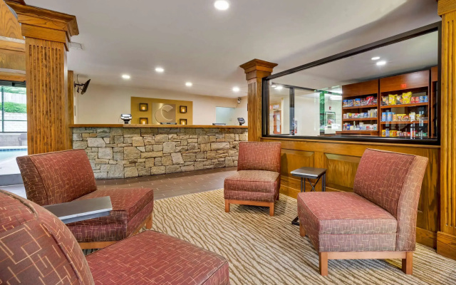 Comfort Suites Boone - University Area