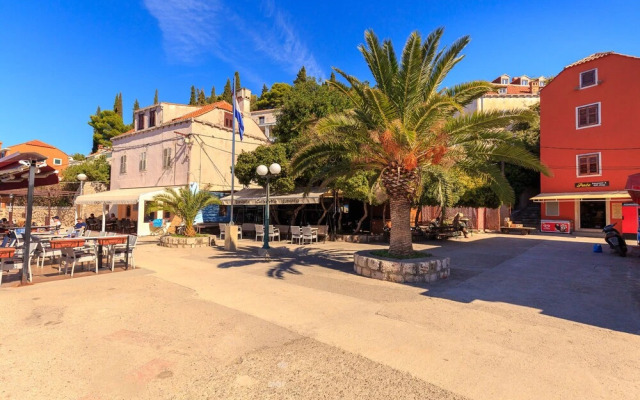 Hedera Estate, Villa Hedera XI