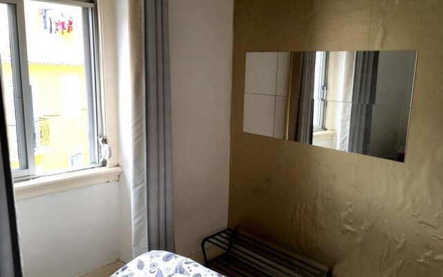 Apartment with 2 Bedrooms in Lisboa, with Furnished Balcony And Wifi