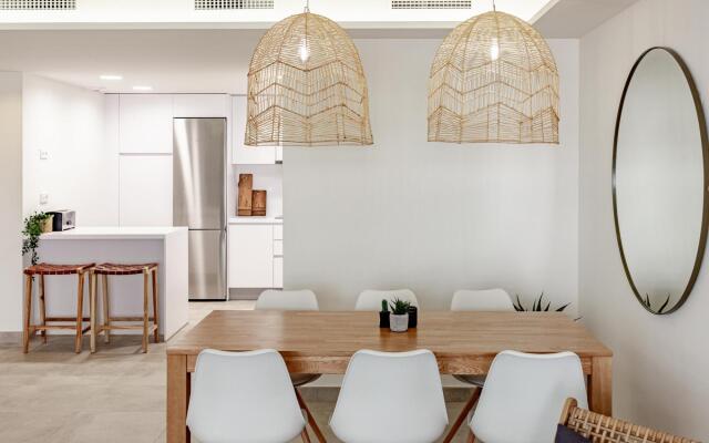 INF1.2A- Apartment close to beach and old town