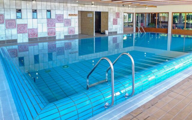 Terrasse des Alpes 41317