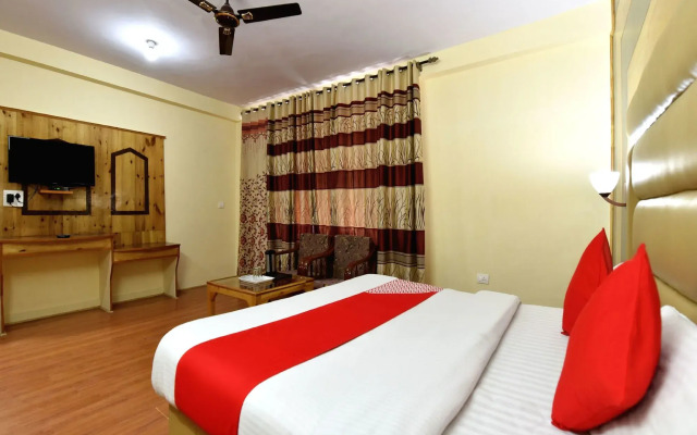 OYO 12425 Neha Palace