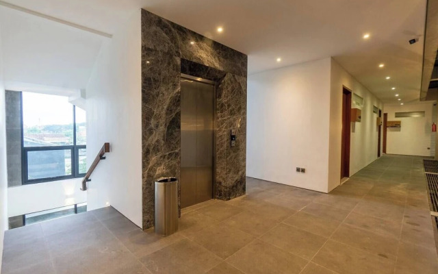 LOI Mansion Managed by ARM One Hundred