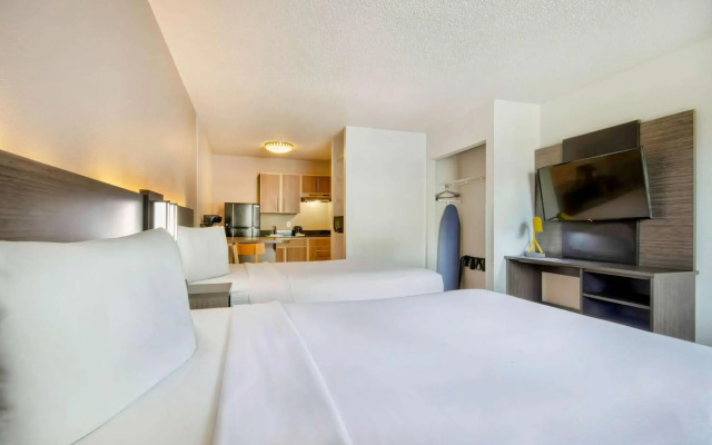 Studio 6 San Antonio, TX - Medical Center