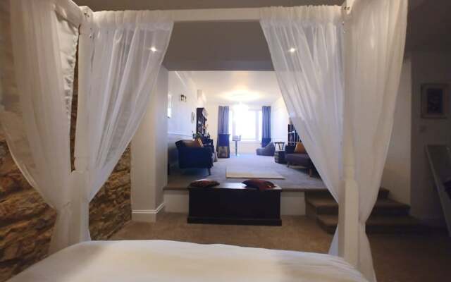 St Leonards Seaside Apartment