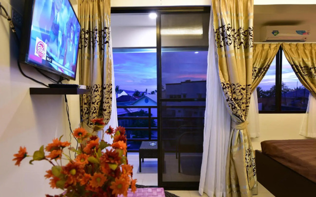 Anahaw Apartments Whitebeach