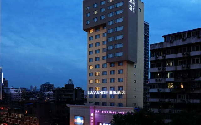Lavande Hotel Wuhan Wusheng Road