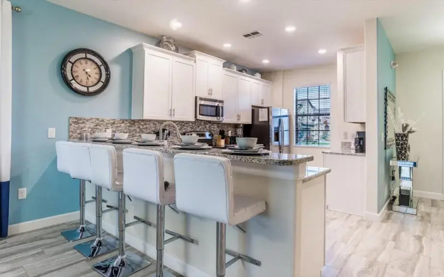 1495 Rolling Fairway Drive