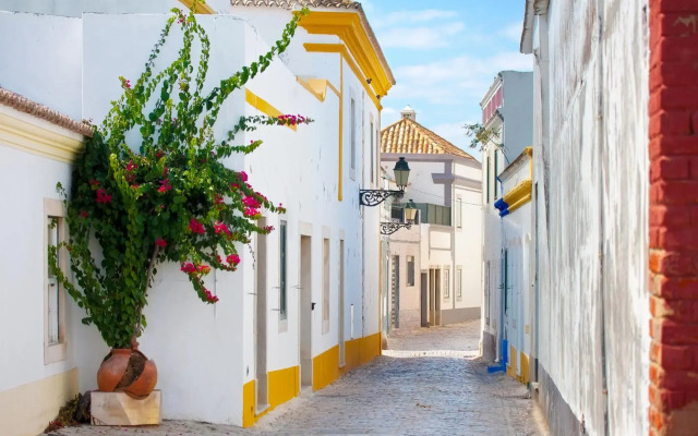 Made Inn Faro