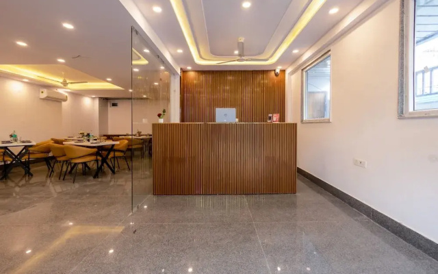 Hotel park Tree I Sec-63a I Noida