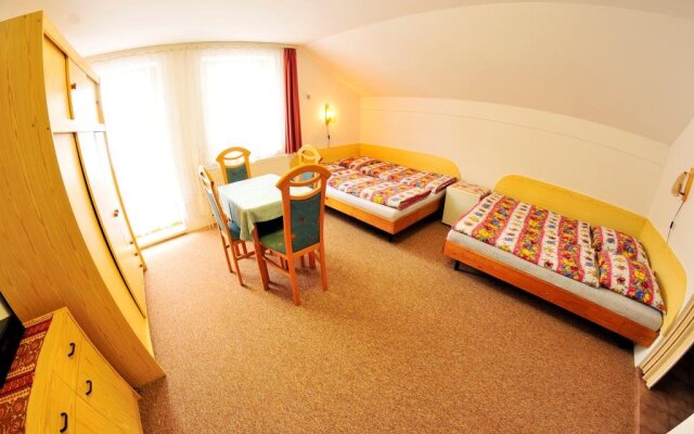 Pension 222 - Family rooms in Vrchlabi
