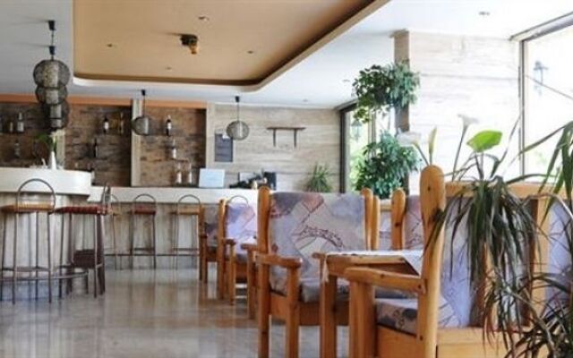Thomas Hotel
