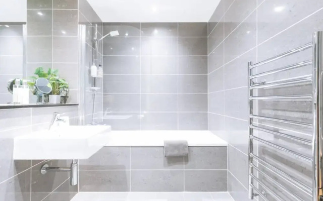 Contemporary 1BD Flat - Bristol City Centre!