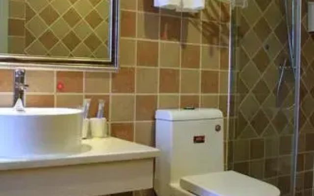 Elan Hotel Jishou Railway Station