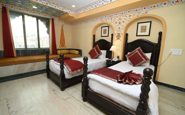 Hotel Fort Chandragupt Jaipur