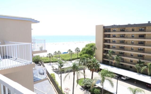 Jamaica Royale T64 - 2 Br Condo