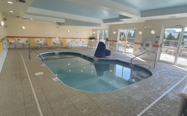 Fairfield Inn & Suites Akron South