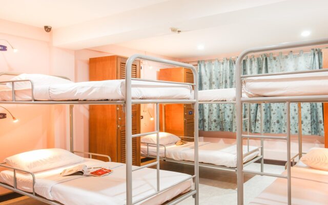 Hostel @ 8 Sukhumvit Bangkok