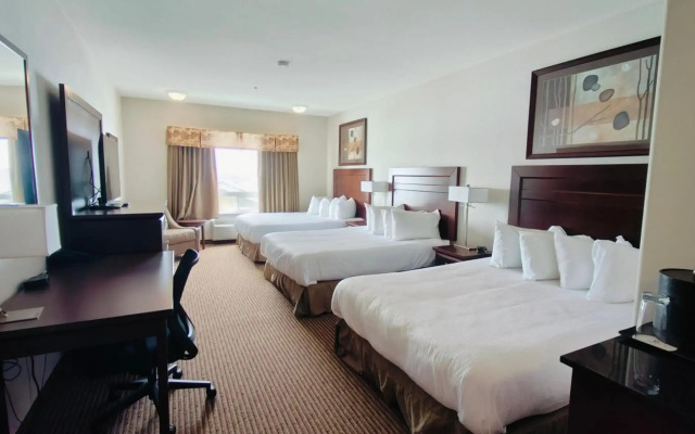Coast Weyburn Hotel
