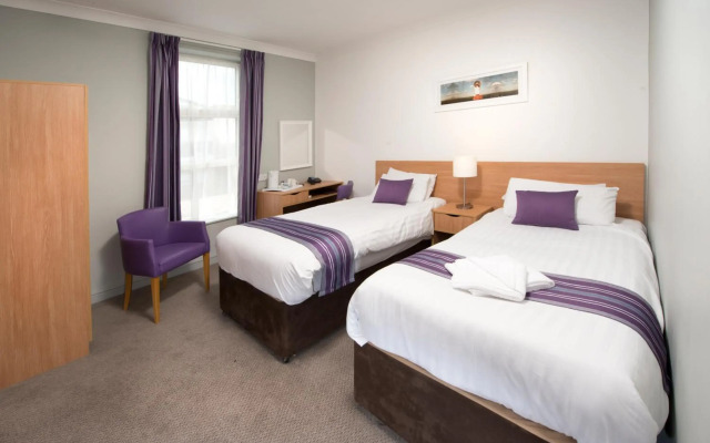 The Carlton Hotel