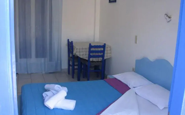 Studio Apartment Perivolos