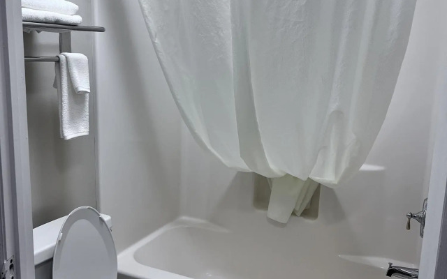 Quality Inn Palm Bay - Melbourne I-95