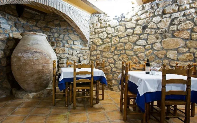 Hostal Rural Santa Barbara