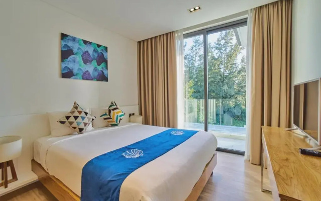 The Point Villas Resort by Danatrip